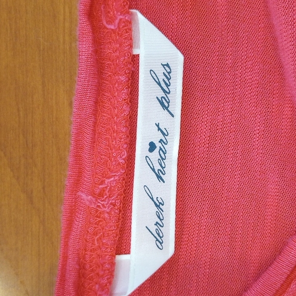 FREE W BUNDLE Derek Heart Plus Short Sleeve T Shirt  Raspberry 2X, 100% Rayon - Picture 7 of 8